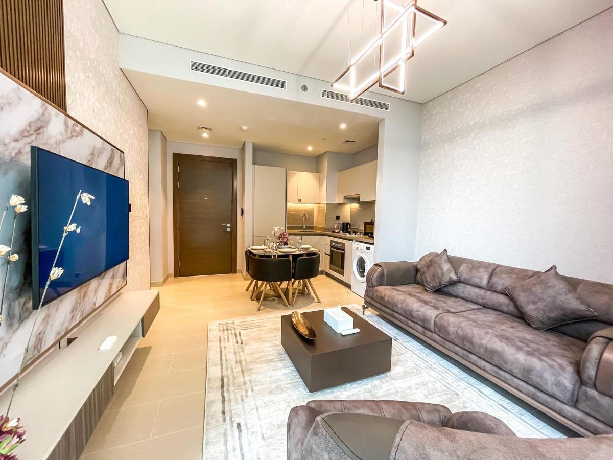 Stay By Latinem Luxury 1Br Holiday Home Cv A207 Near Burj Khalifa Дубай Екстериор снимка